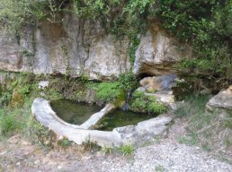 Randonnée pédestre - Ruines du Monastier de Vagnas au Gour d’Estelle à Salavas