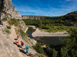 RANDONNÉE PÉDESTRE - Cirque de Gens et carrières de Ruoms