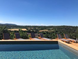 Domaine des pierres bleues (16 pers.)