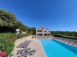 VILLAGE DE GITES - LA FONTINELLE ** et *** (2/8 pers.)