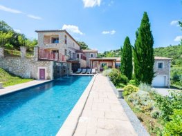 Villa des 4 vents - meublés Mistral et Eole (20 adultes et 4 enfants)