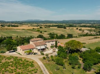 Mas Dujau ( jusqu'à 18 pers)