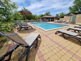 CAMPING BEAU RIVAGE ****