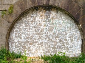 Hommage aux 106 disparus par le collectif Iretge © parcours de médiation de la mine de Bessèges