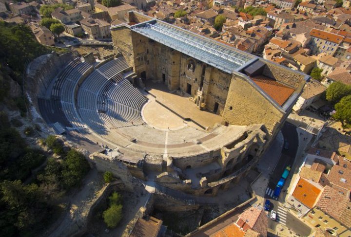 Le Théâtre antique d'Orange © L. Bourdereaux