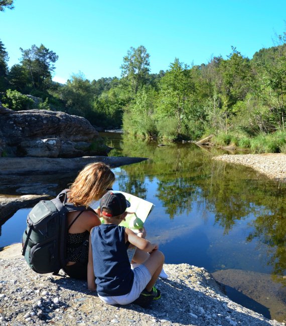 En Cévennes au bord de l'eau © OT Cèze Cévennes