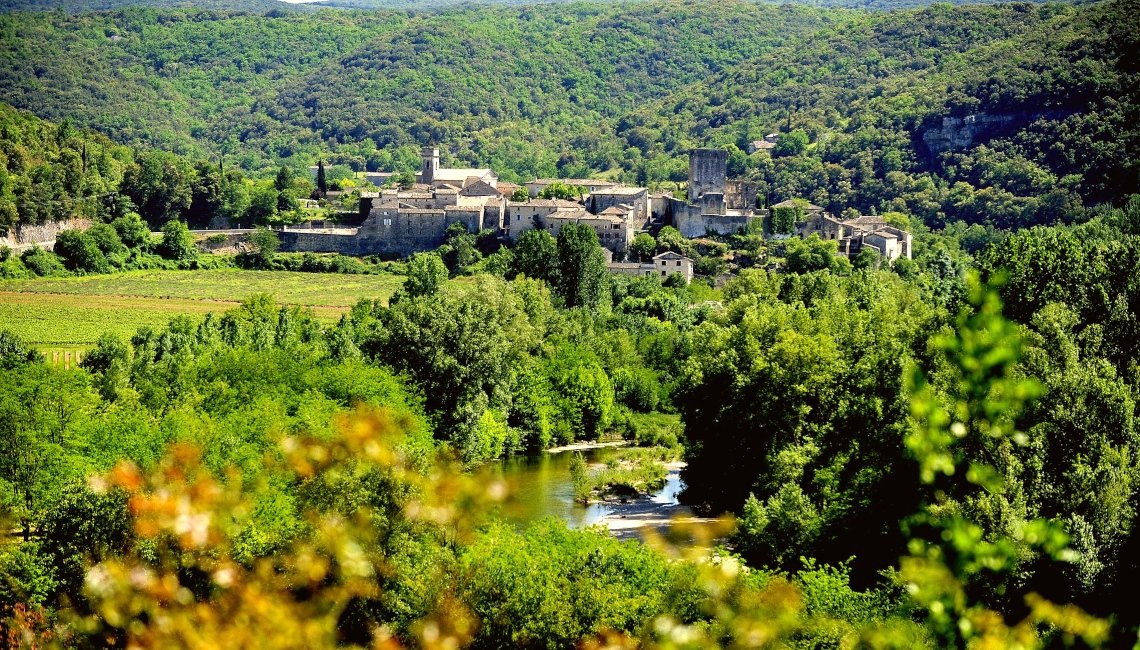 Montclus-Vue de Loin © Bernard Liegeois